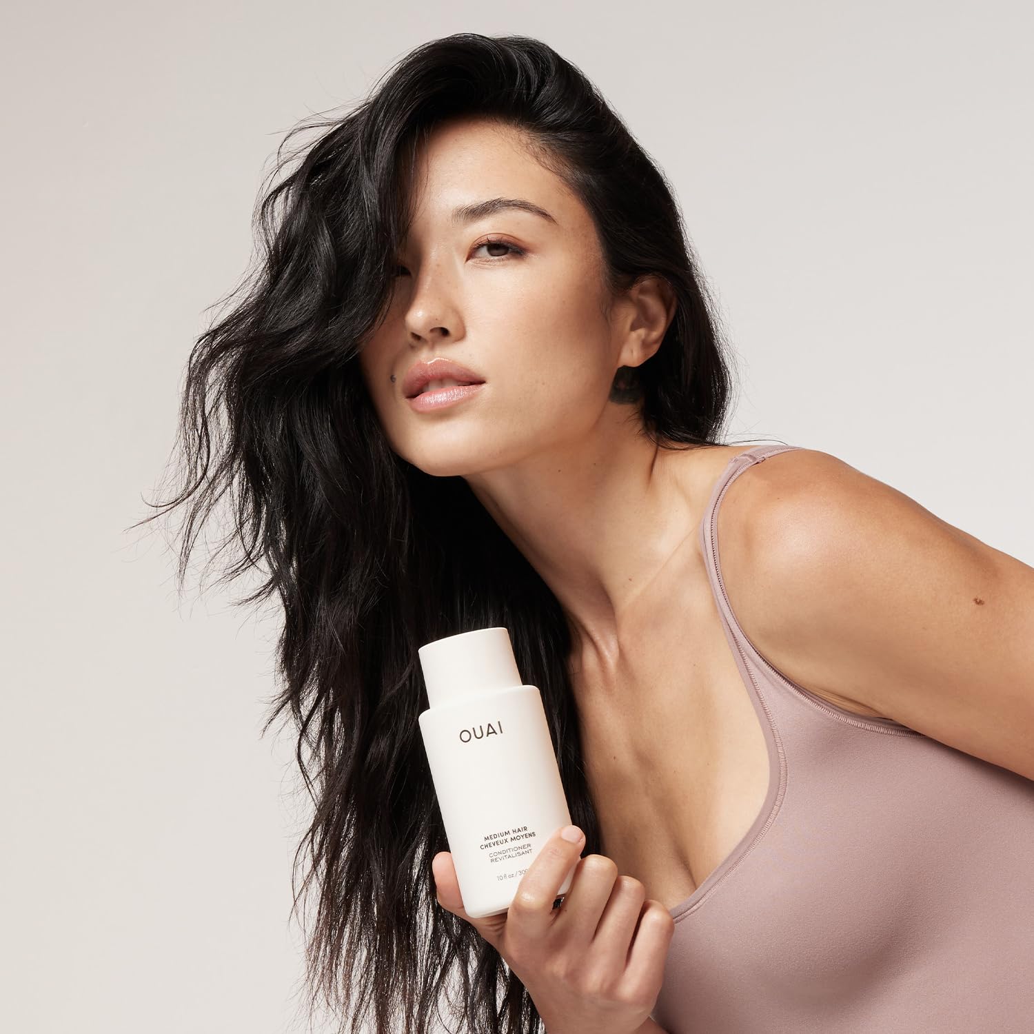OUAI Medium Conditioner Refill - Hydrating Hair Conditioner with Coconut Oil, Babassu Oil, and Keratin - Strengthens, Repairs and Adds Shine - Paraben and Phthalate Free Hair Care Products (32 Oz) - Image 4