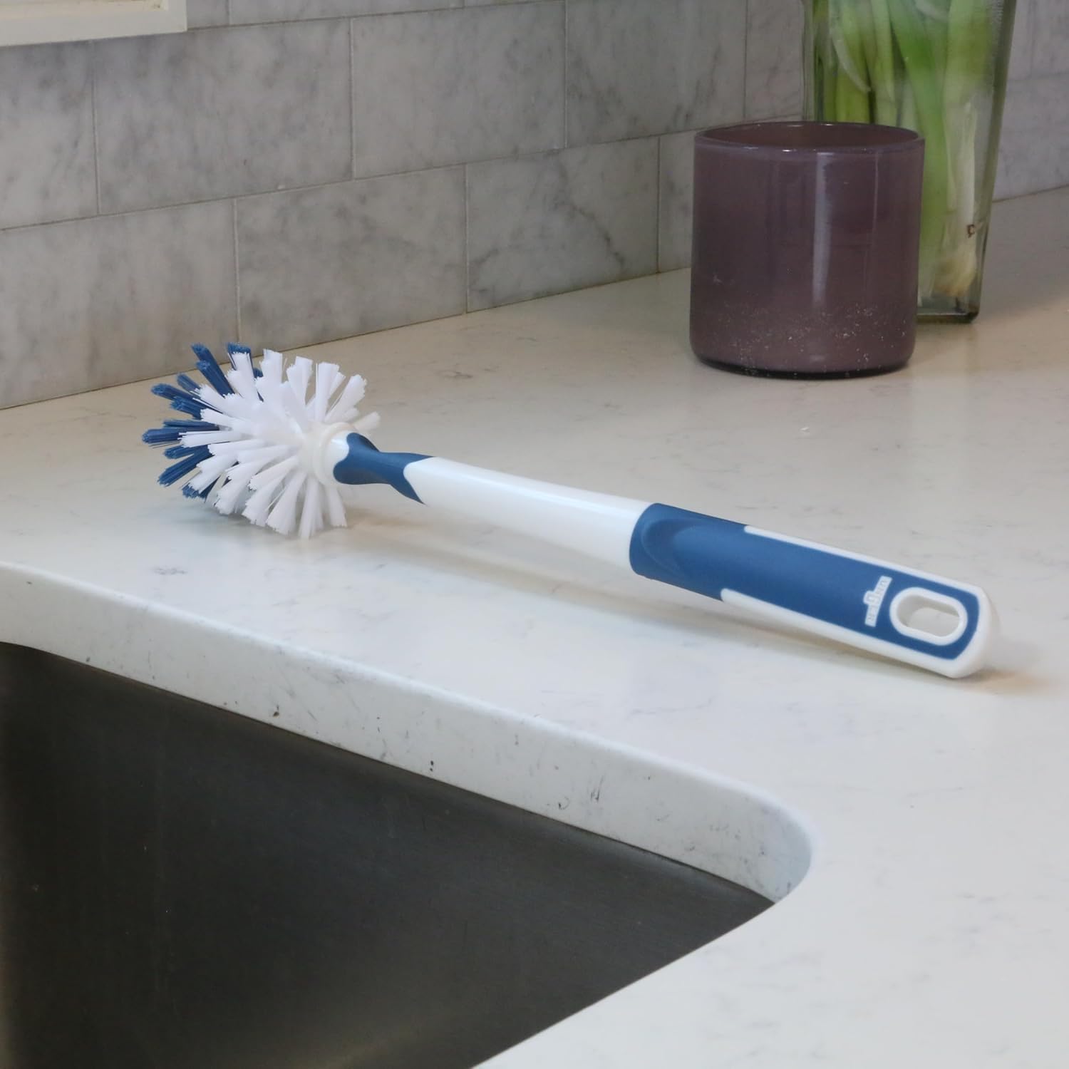 Unger 12.7” Flexible Glass and Bottle Scrub Brush, Extra-Long, Non-Scratch Cleaning Scrubber for Water Bottles, Travel and Coffee Mugs, Pitchers, Vases, Decanters, Glassware - Image 9
