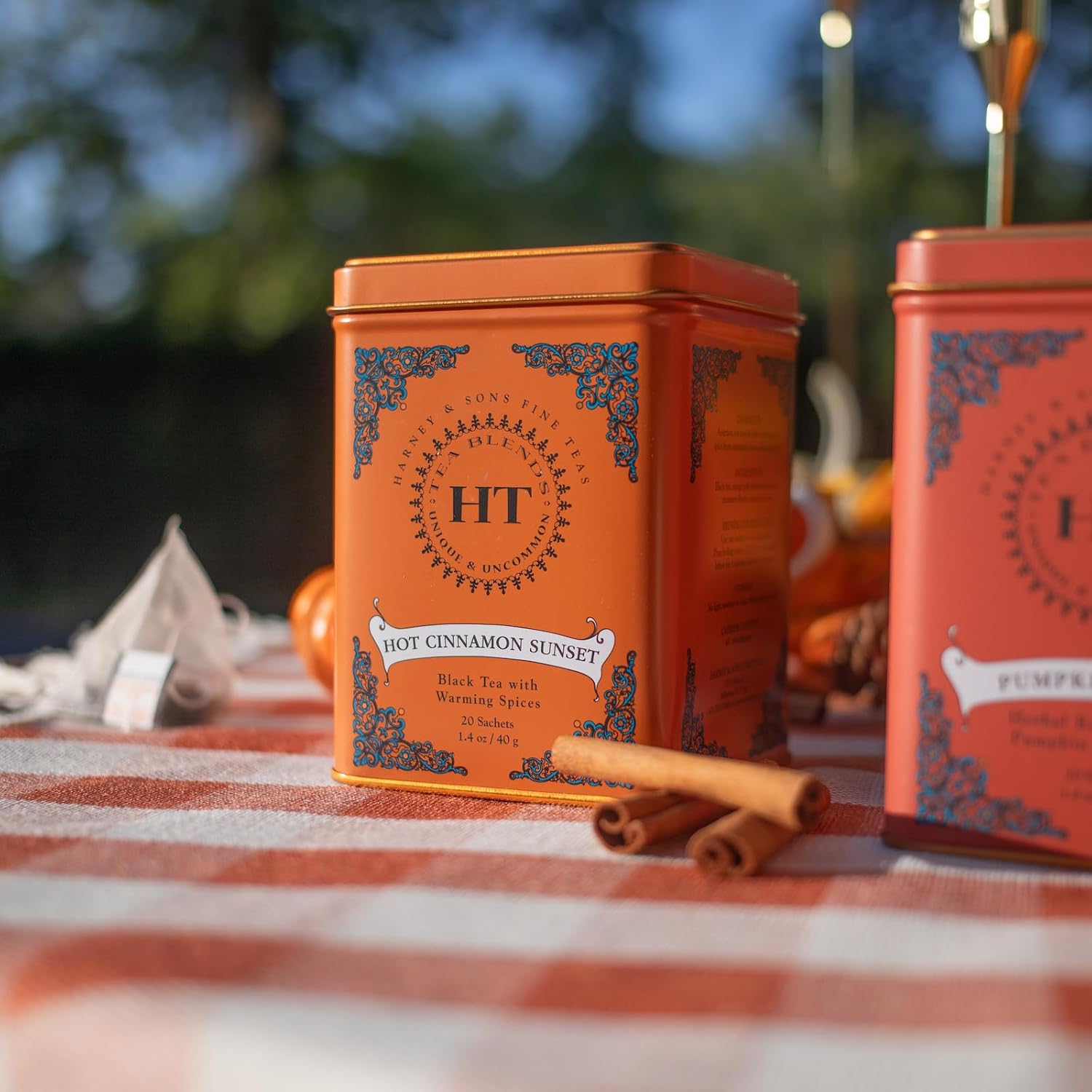 Harney & Sons Caffeinated Hot Cinnamon Sunset Black Tea with Orange and Cloves Tin 20 Sachets (Pack of 1) - Image 5