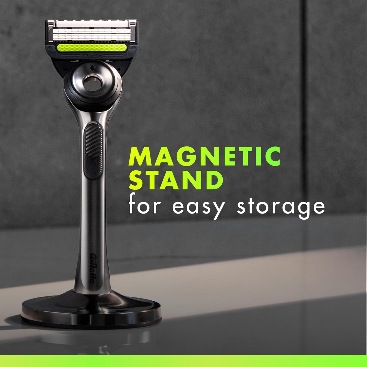 Gillette Labs Razor for Men, 1 Handle, 4 Blade Refills, Magnetic Stand - Image 6