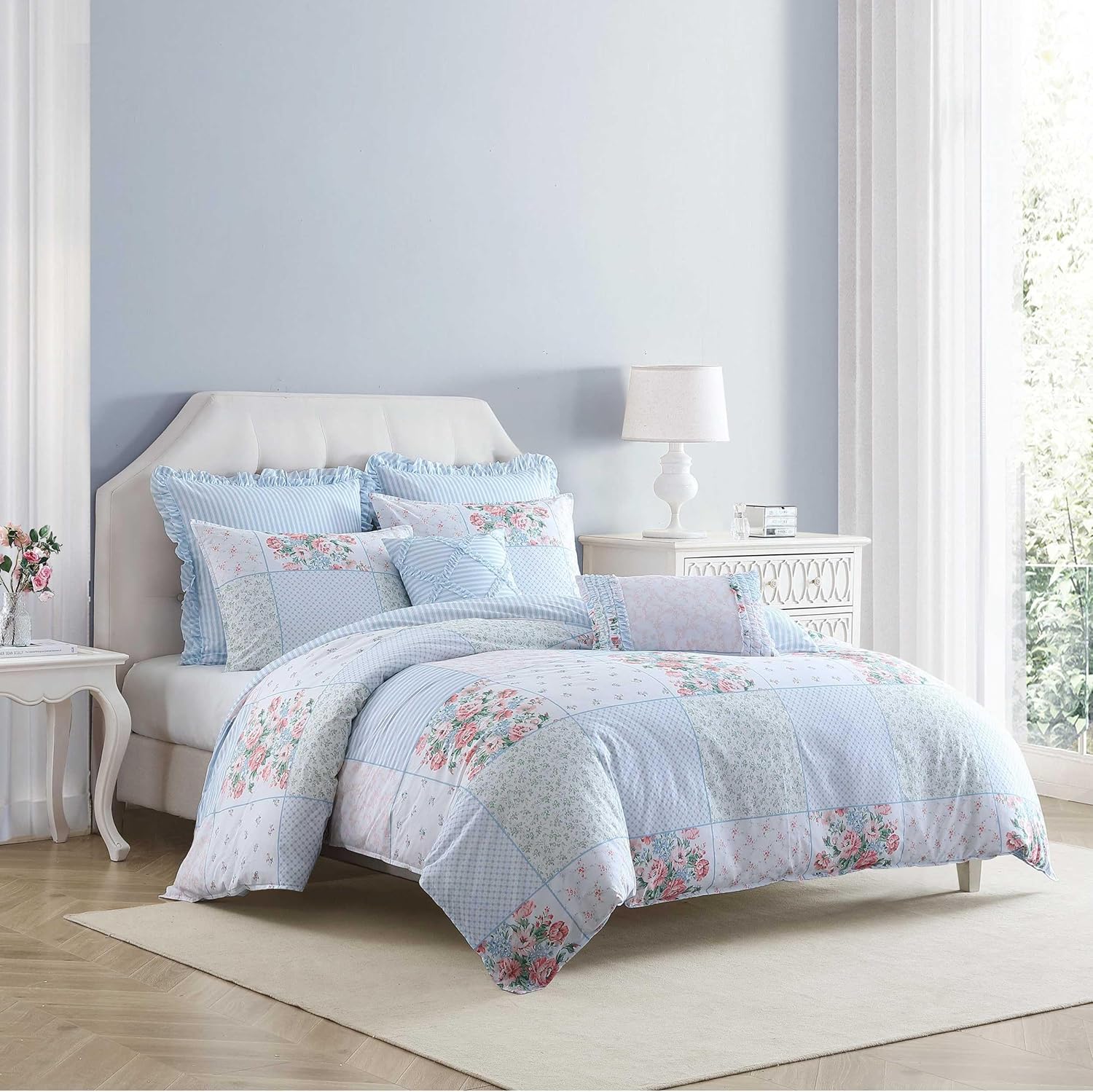 Laura Ashley – Queen Comforter Set, Reversible Floral Bedding with Matching Shams & Bonus Decorative Pillow Covers, Medium Weight, 7-Piece, College Dorm Room Essentials (Hope Patchwork Blue) - Image 3