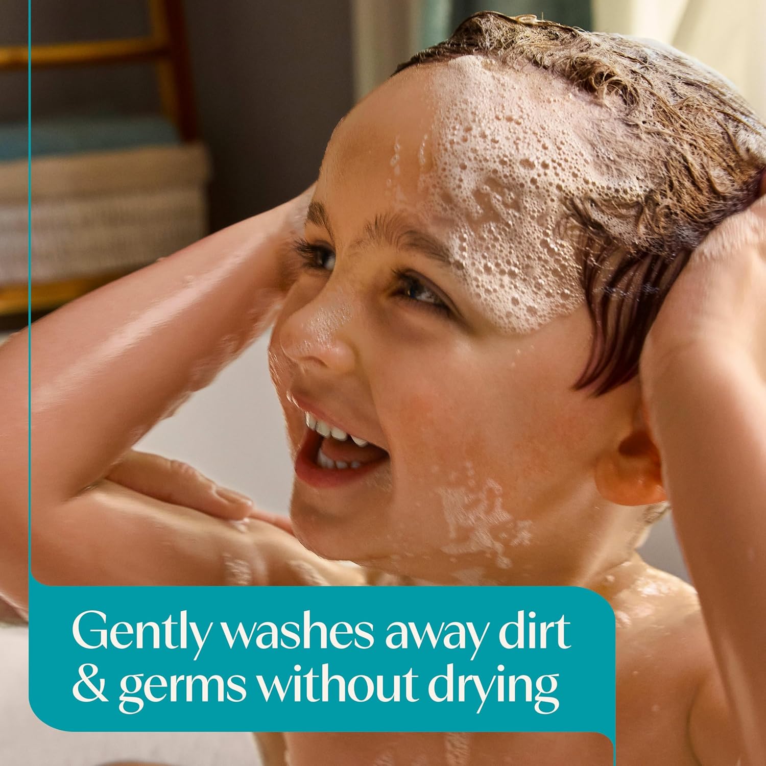 Aveeno Kids Sensitive Skin Face & Body Wash, Nourishing Oat Extract, Wash Away Dirt and Germs Without Drying, Kids Body Wash is Tear-Free, Hypoallergenic, Sulfate- & Dye-Free, 18 Fl Oz - Image 3