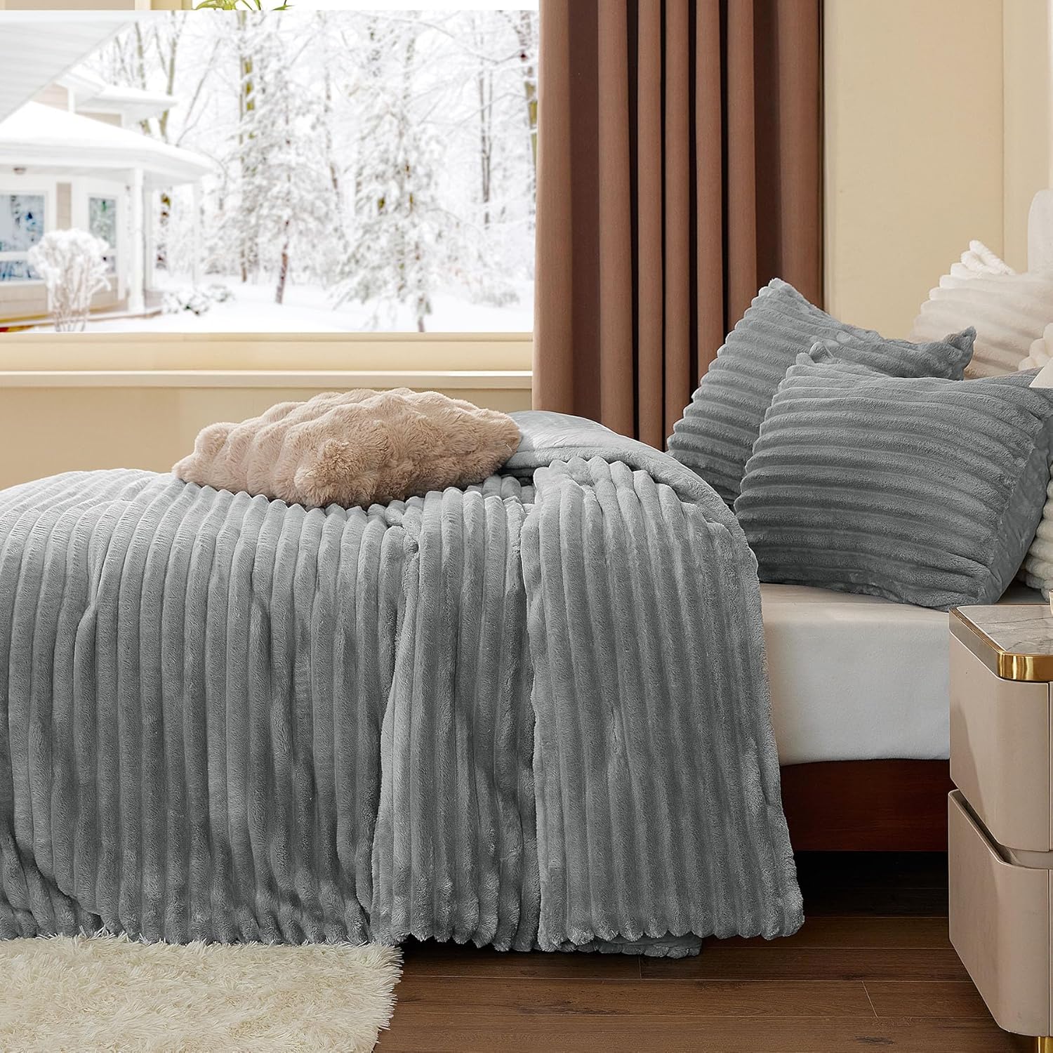 BEDELITE Fleece Queen Comforter Set -Super Soft & Warm Fluffy Light Grey Bedding, Luxury Fuzzy Heavy Bed Set for All Season with 2 Pillow Cases - Image 5