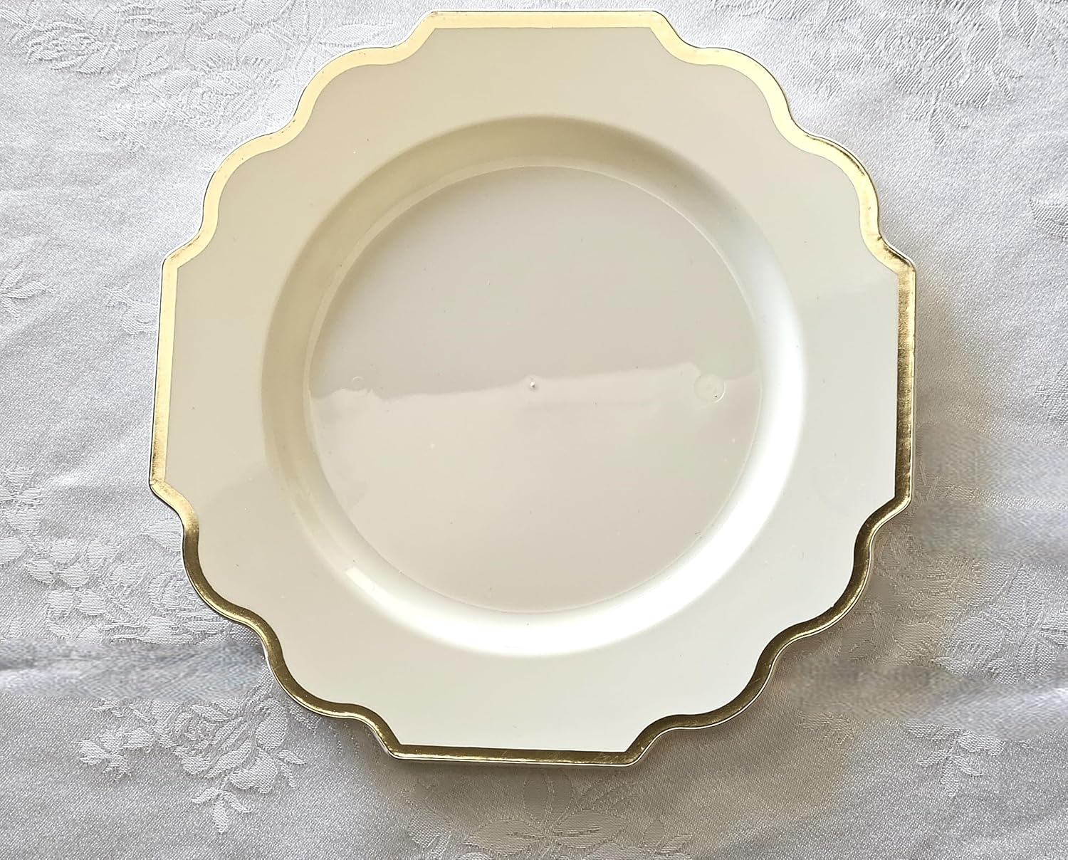 " OCCASIONS " 240 Plates Pack (120 Guests) Heavyweight Wedding Party Disposable Plastic Plates Set -120 x 10.5'' Dinner + 120 x 8'' Salad/Dessert Plate (Imperial Ivory & Gold) - Image 9