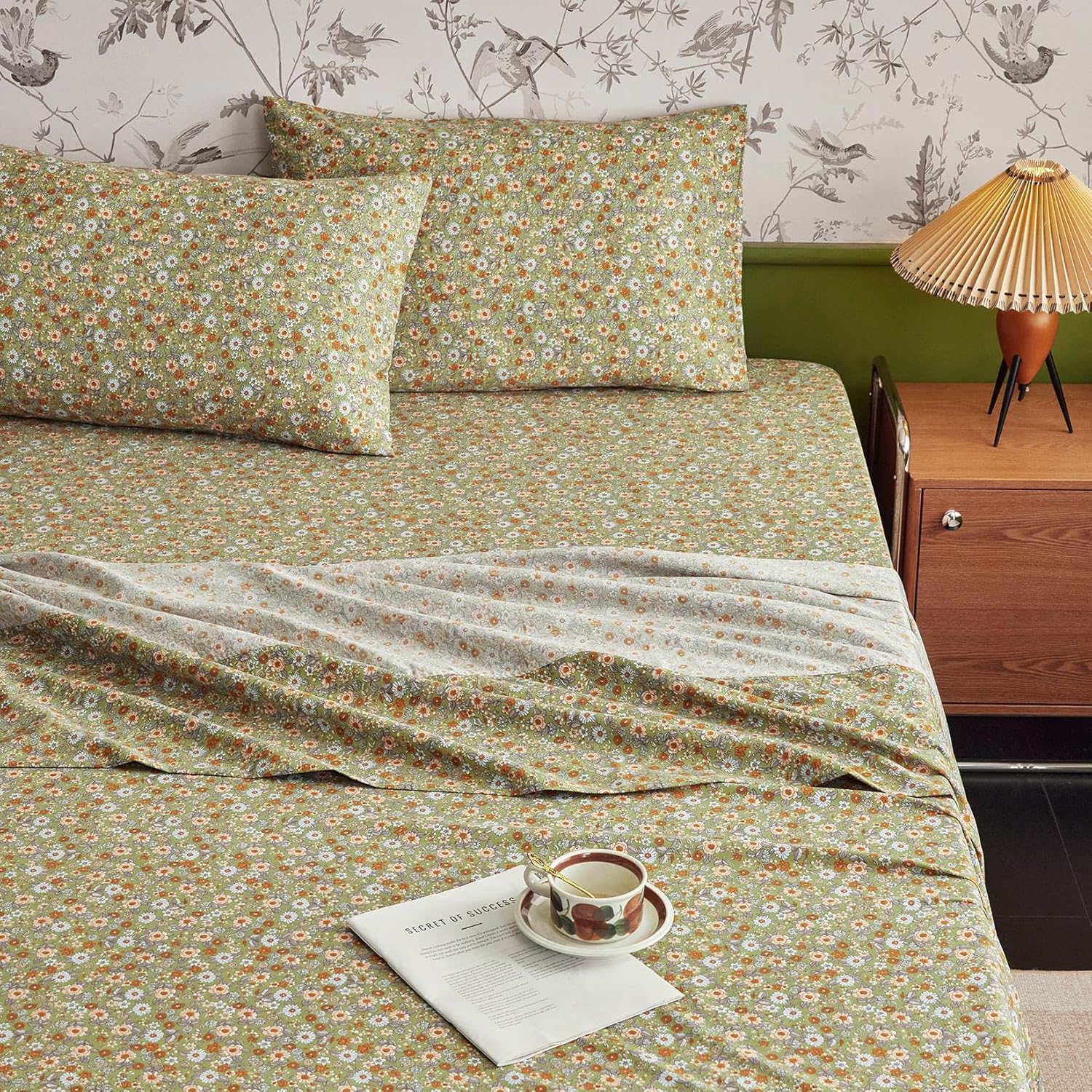 Wake In Cloud - Floral Bed Sheets, 4-Piece Sheet Set, Shabby Chic Flower Pattern Printed Country Coquette Cottage Aesthetic Bedding, Deep Pocket, Olive Green, King Size - Image 3